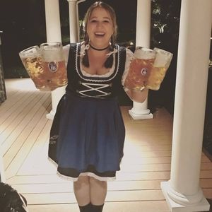 Meet your Posher, Nina